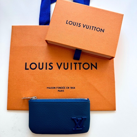Louis Vuitton Key Pouch PM (BNIB) - Picture 4 of 12